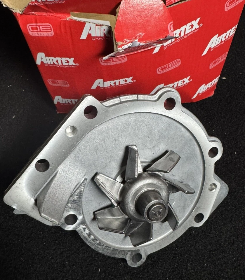 Bomba de agua para refrigerante VOLVO XC90 Mk1 2.9 2.4D 02 a 14 AIRTEX 1683 Foto 2 de 3