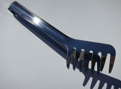 Italian Design ALESSI for DELTA AIRLINES Stainless Medium Tongs P/N 044207781 - Picture 3 of 5
