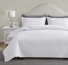 Lightweight White King Quilt Set - Ultrasonic Chevron 3-Piece Bedding Decor