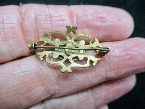 Vintage-1890-1910 Open Work Filigree Pin w/Monogram Spot - Picture 3 of 4