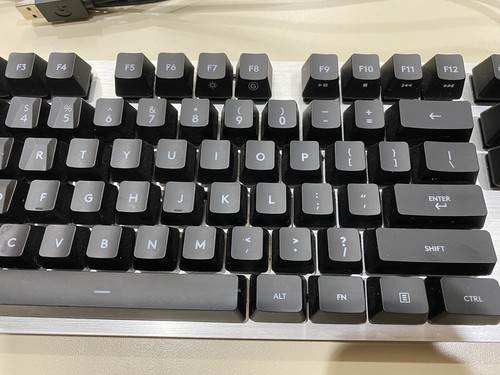 Logitech G413 Silver Wired Gaming Mechanical Romer-G Switch Keyboard - Picture 3 of 6