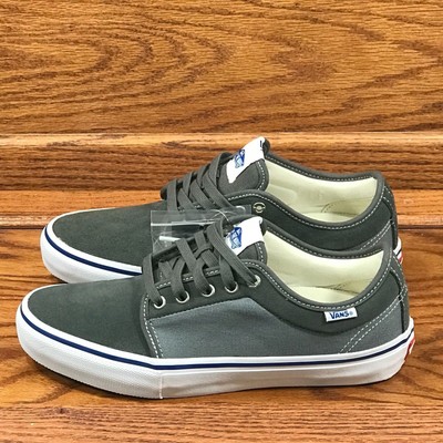 vans chukka low pro black