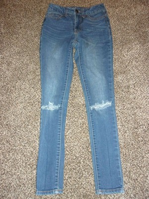 Time \u0026 Tru High Rise Skinny Destroyed 