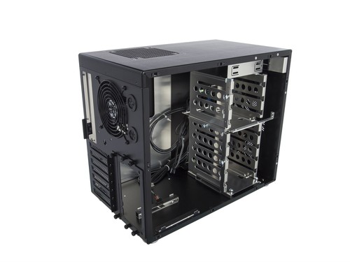 Obudowa komputera firmy Integer Computers, ATX, Micro-ATX, czarne aluminium model B-650 - Zdjęcie 5 z 12