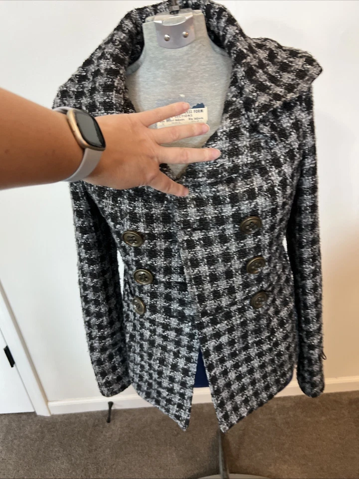 Abrigo de guisante a cuadros negro/gris BKE para mujer cierre de botones medio hasta la cintura bolsillos Foto 2 de 4