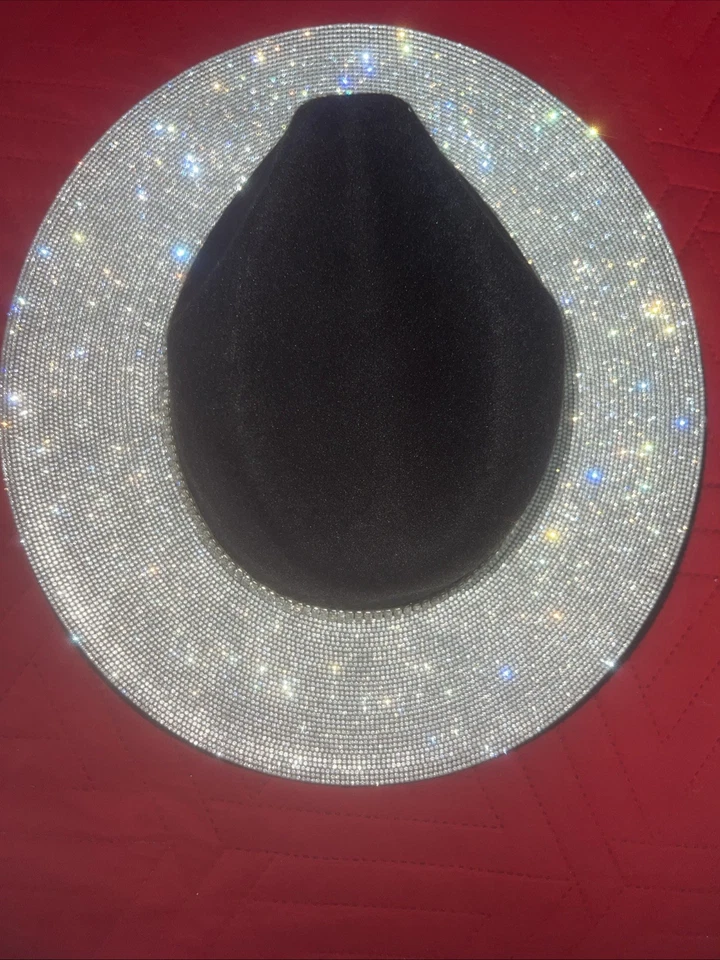 Nuevo sombrero de vaquero negro con estrás  Foto 3 de 4