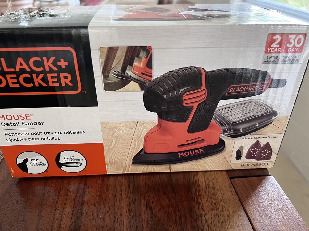 BLACK & DECKER Detail Mouse Sander with Dust Bag and Sandpaper Kit  
