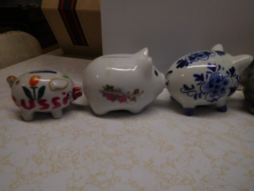 7 Vintage Classic Piggy Banks ~ Napier, Japan, Holland - Picture 11 of 17
