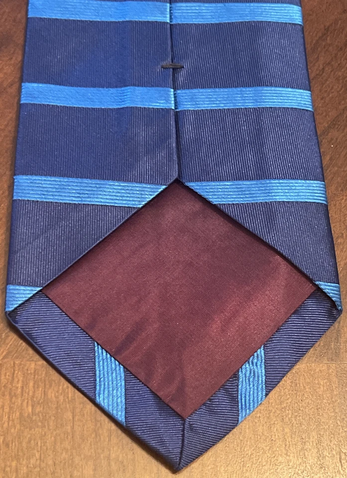 Vintage Structure Blue 100% Silk Men’s Neck Tie Made In USA - Image 2 of 4