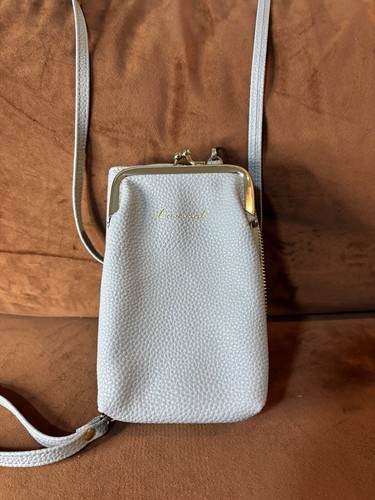 Lovevook Crossbody Wallet Cell Phone Bag Handbag EC Used once - 第 1/4 張圖片