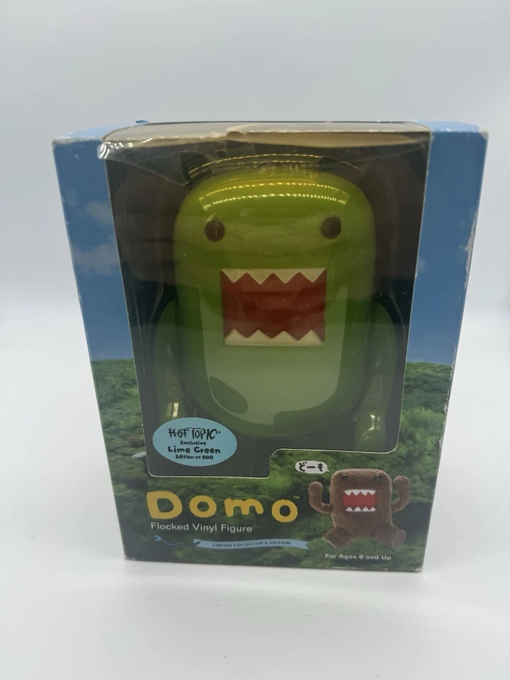 Sellado de fábrica Extra Raro NUEVO EN CAJA DOMO 4" FIGURA DE VINILO FLOCADO VERDE INVIERNO 1/500 Foto 2 de 4