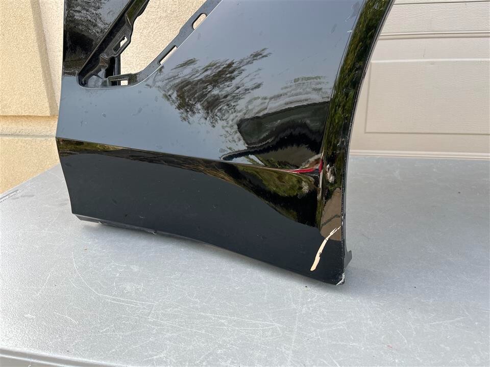 2016-2019 16 17 18 19 Chevrolet Corvette ZR1 Right Hand Fender OEM