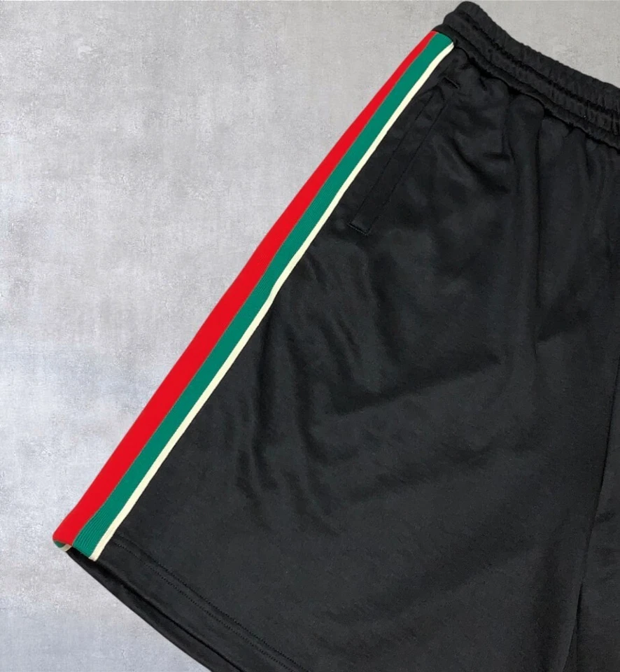 Novo Shorts Gucci GG Gravado Verde x Vermelho Listrado Teia Mescla de Algodão Tamanho G - Imagem 2 de 4