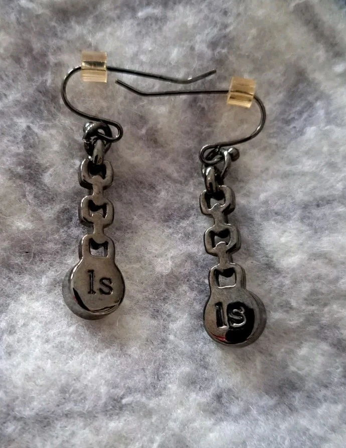 Pendientes Lia Sophia "Cumulus" tono hematita con cristales cortados Foto 2 de 4