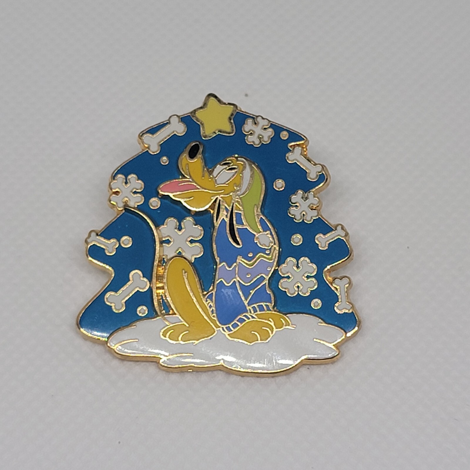 DLR - Pluto - Snow Bones - Disney Pin 