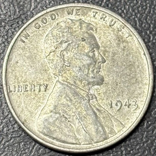 1943 Lincoln Wheat Cent • Fine to Extra Fine • Philadelphia Mint • Semi-Key Coin