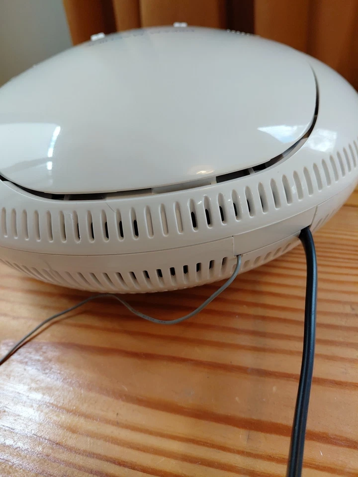 Radio reloj reproductor de CD Sony Dream Machine ICF CD-831 Foto 4 de 4