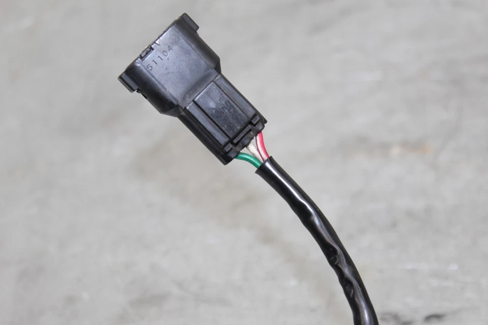 05-06 Honda CBR600RR - Sensor de punta OEM - Banco ángulo inclinado corte de combustible Foto 2 de 4