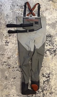 Simms Men's Freestone Stockingfoot Waders Smoke Colorway Size M