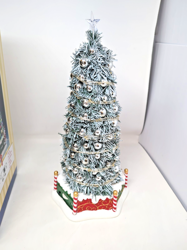 LEMAX Majestic Christmas Tree - Sights & Sounds Holiday Village Musical 84350 - Bild 4 von 7