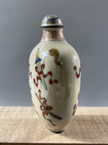 Bottiglia da fiuto Cloisonne - Otto armi degli Immortali - Foto 4 di 5