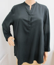 Ladies Uniqlo Viscose blend Black Top Long Sleeve Size 20 - 22