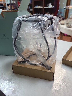 PartyLite Slim Hurricane Stand P8903, new in box, 7.5'' tall