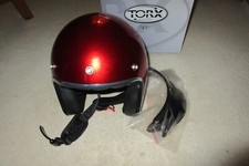 Casco Torx Wyatt Rosso Glitter Metallo Lucido Fiocco Omologato ECE RED Taglia XS Boxato