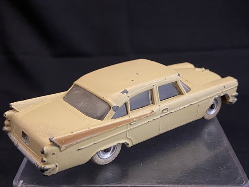 Dinky Toys Meccano Dodge Royal Sedan No.191 1959 Cream Made in United Kingdom - Picture 4 of 7
