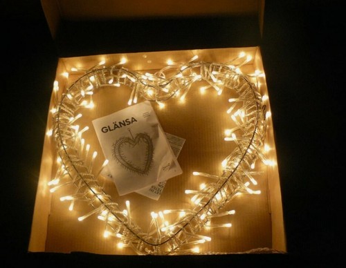 IKEA  GLANSA LUCE CUORE LED 50X50 cm heart light - decorative LED wreath - Imagen 1 de 6