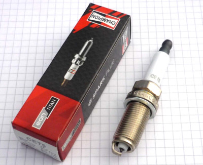 CHAMPION CET5 EON Titan Zündkerze spark plug NEU OVP