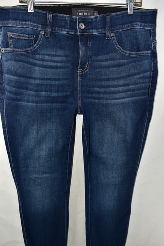 Torrid Premium Bombshell Skinny Jeans Womens Size 16R Blue Meas. 36x29.5 - Bild 2 von 9