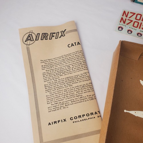 Airfix Catalina PBY-5A - 1/72 Scale Plastic Model Kit - Open Box - Picture 3 of 12