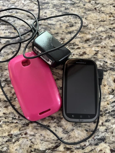 Motorola Bravo MB520 - Black ( AT&T ) Rare Android Blur Smartphone - Bundle
