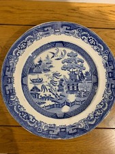 D Methven & Sons Kirkcaldy Scottish Stoneware Willow Plate. 1880. 24cm. 