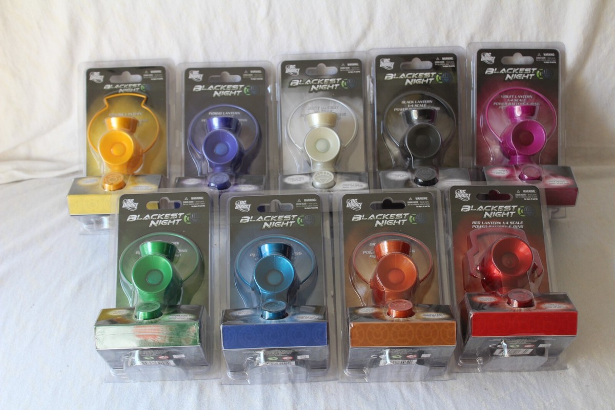 DC Direct Blackest Night Green Lantern 1:4 Power Battery & Ring