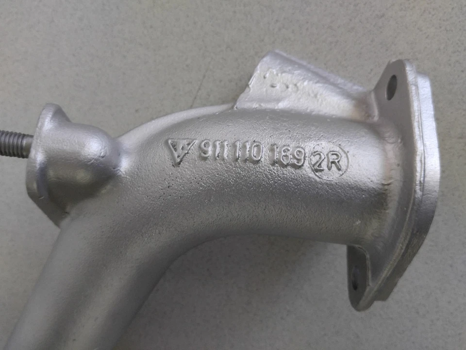 EXCELENTE USADO ORIGINAL GENUINO PORSCHE 911S SC CILINDRO 3 CORREDOR DE ADMISIÓN Foto 4 de 4