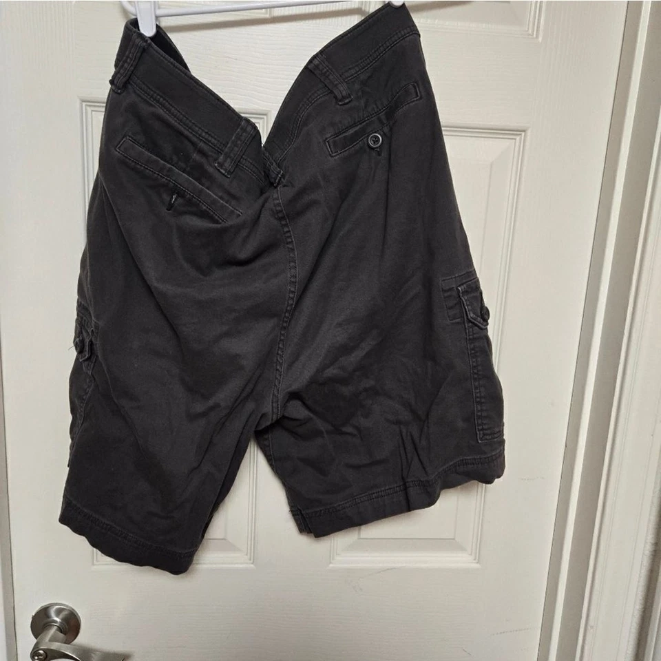 Pantalones cortos cargo Foundry Supply Co. grises cómodos elásticos talla 44 para hombre Foto 3 de 4