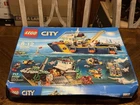 LEGO CITY: Deep Sea Exploration Vessel (60095) Retired New / Damaged Box