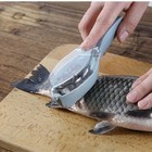“Kitchen Fish Scale Scraper with Lid – Manual Descaling & Brushing Tool”