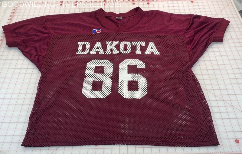 Vintage 90s Russell Burgundy Maroon #86 USA Made Football Sports Jersey Size XL
