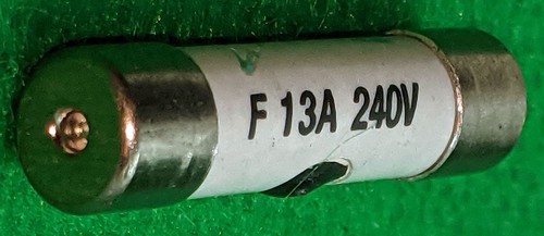 Fusibile master ricerca sinergica 13A 240V grado audiofilo UK - Foto 7 di 9