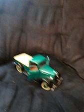 1936 Ford V8 Economy Pickup Truck 119 Scale Die Cast Green Black