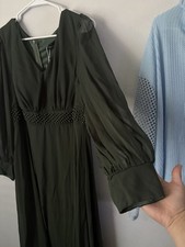 Women’s Green Solid V-Neck Long Sleeve Beaded Waist Long Maxi Dress Regular