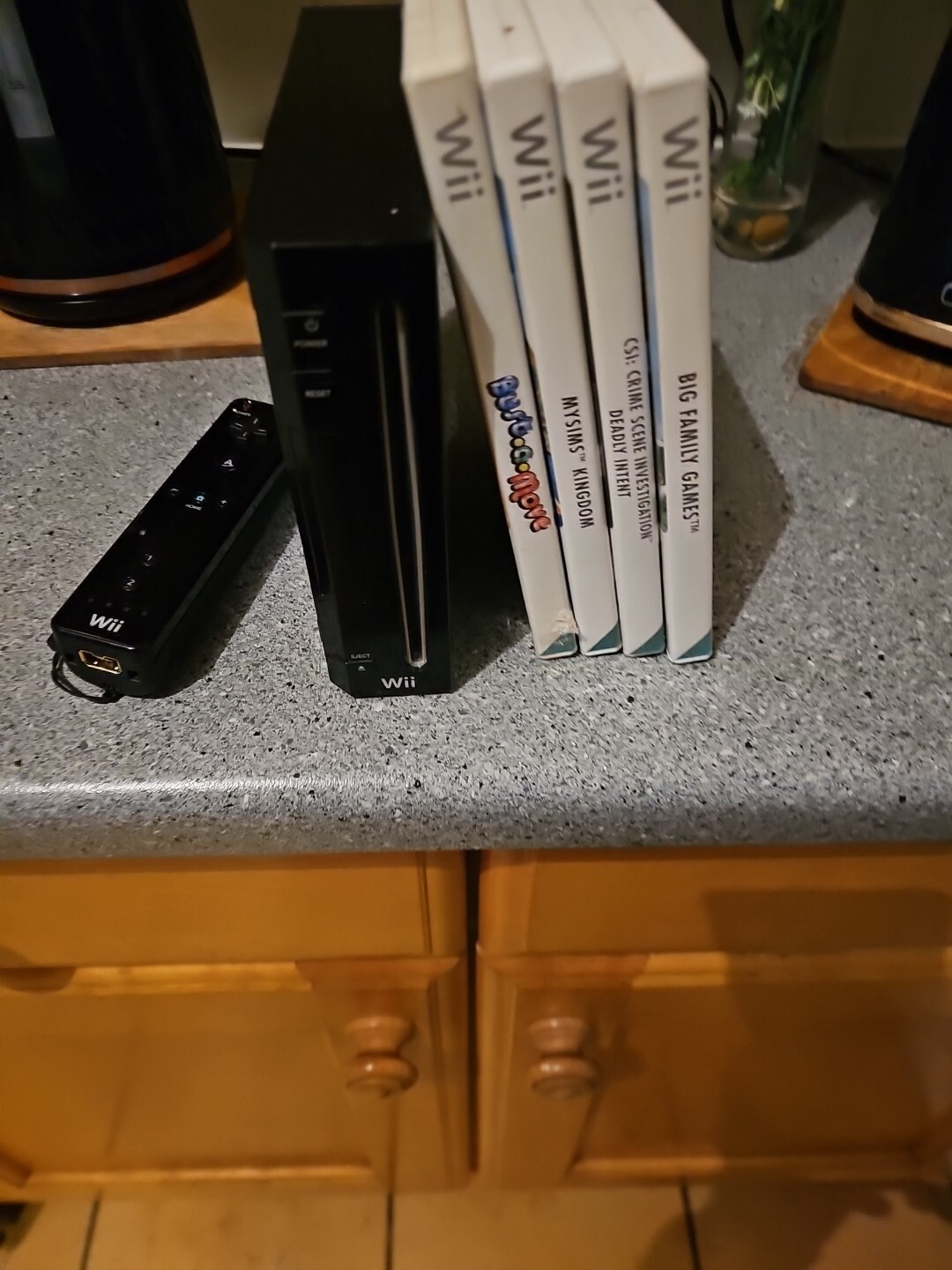 Nintendo Wii Console Black Bundle & 4 Games One Controller No Nunchaku