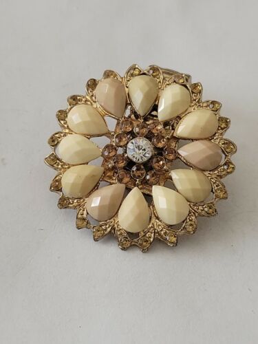 Vintage Adjustable Brown Cream and Rhinestone Ring - Picture 2 of 4