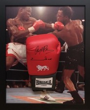DOME FRAMED NIGEL BENN & CHRIS EUBANK DUAL SIGNED BOXING GLOVE SEE PROOF & COA 