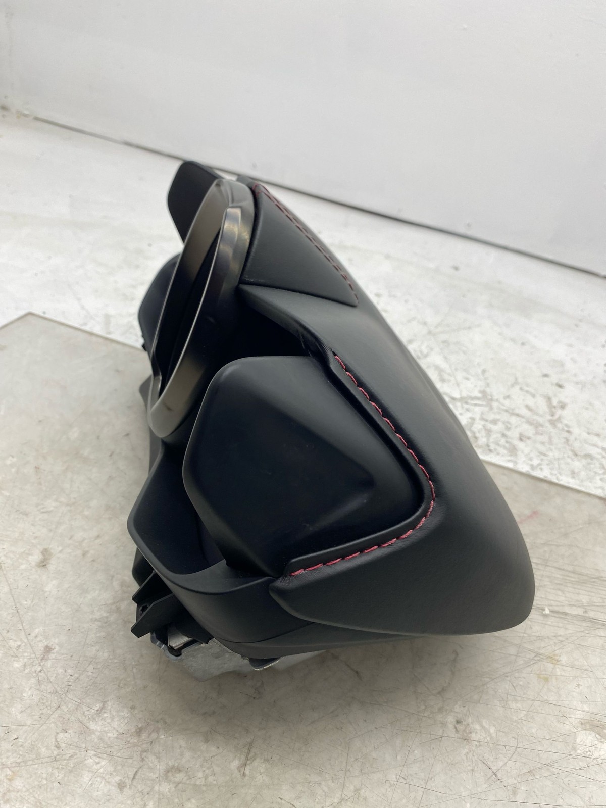 2019-2023 ASTON MARTIN VANTAGE SPEEDOMETER INSTUMENT GAUGE CLUSTER W/ TRIM *12K*