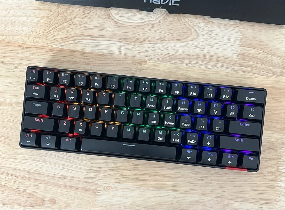 Teclado mecánico inalámbrico para juegos HAVIT KB255GCM 61 teclas sin cable probado Foto 2 de 4