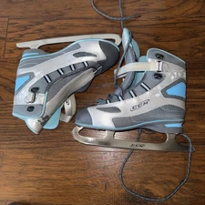 NEW CCM Women's Ice Skates Size 9 - Gray /and Turquoise Snowflake Lace Up Boots